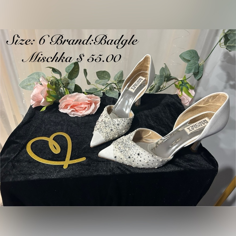 Badgley Mischka Ivory Embellished Heels